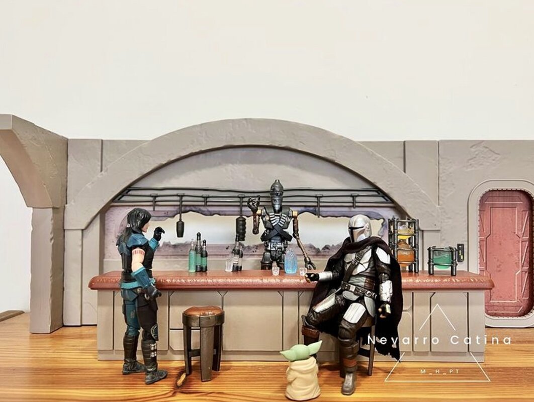 Star Wars The Vintage Collection Nevarro Cantina Playset with Imperial  Death Trooper Action Figure