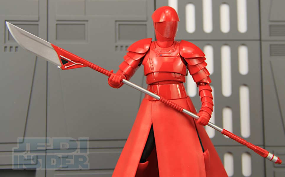 Bandai SH Figuarts Star Wars Last Jedi Praetorian Guard Whip Staff Action  Figure 