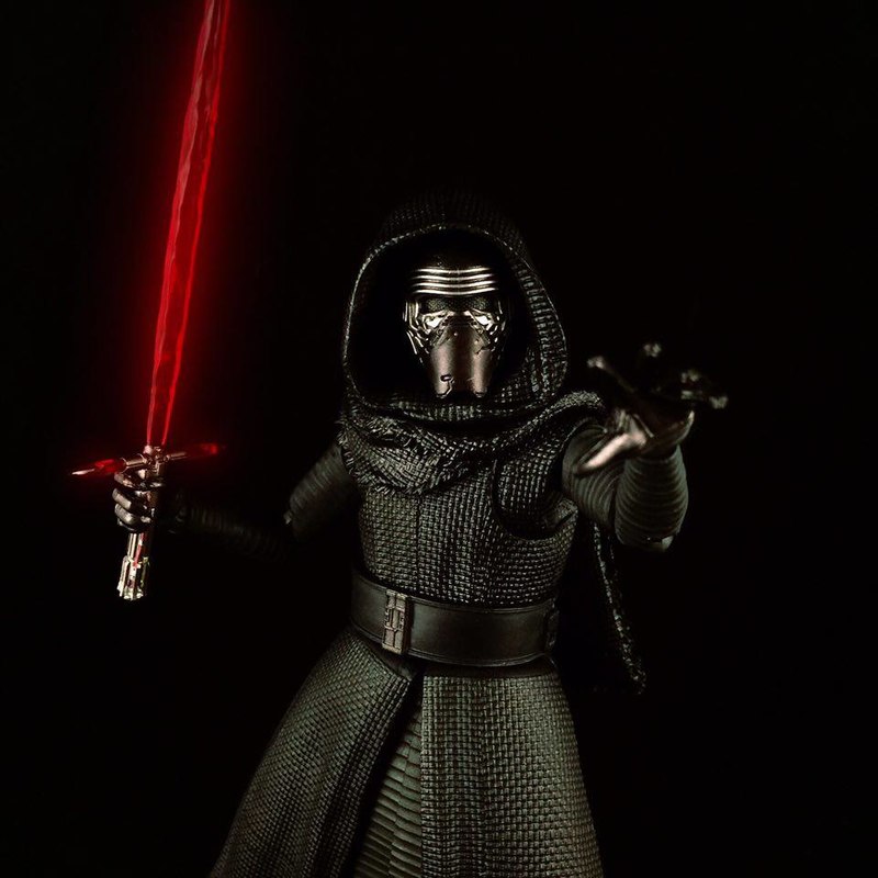 S.H. Figuarts Star Wars: The Last Jedi Kylo Ren Figure Video Review & Image  Gallery