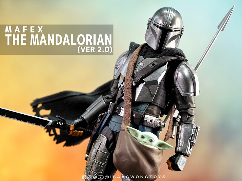 In-hand images of the Medicom The Mandalorian MAFEX No.200 The